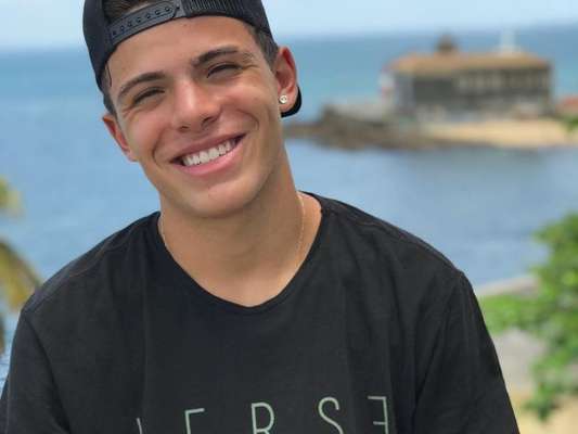 Thomaz Costa está 'em negociações' com a TV Globo