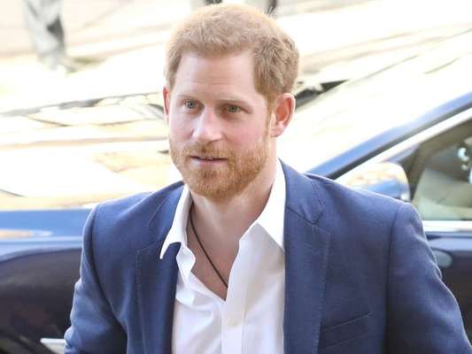 Príncipe Harry ligou para ex-namorada Chelsy antes de casamento com Meghan Markle, afirma 'Vanity Fair' nesta sexta-feira, dia 25 de maio de 2018