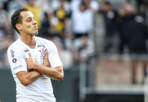 Rodriguinho comemora gol pelo Corinthians
