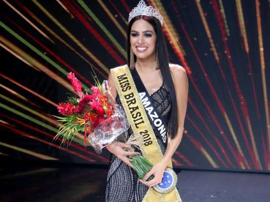 Mayra Dias, representante do Amazonas, foi coroada Miss Brasil 2018 neste sábado, 26 de maio de 2018