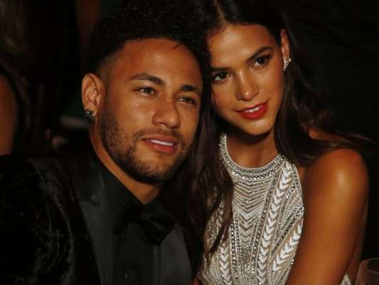   Neymar & # 39; s gave a fight & # 39; to Bruna Marquezine for sharing a picture of lingerie, in her Instagram, this Thursday, June 28, 2018 