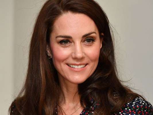Kate Middleton não está grávida de 4º filho, afirma porta-voz da realeza a site americano