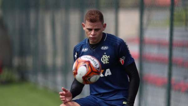 Imagens de Jonas pelo Flamengo