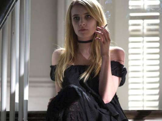 Ela está de volta! Emma Roberts revive Madison Montgomery, de "American Horror Story: Coven", na nova temporada da série, intitulada "Apocalypse"