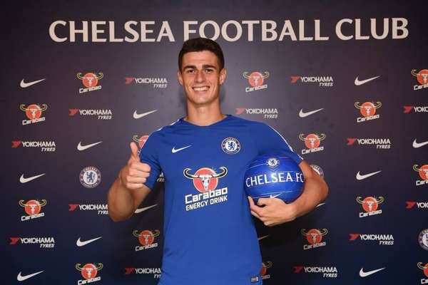 Chelsea - Para a nova temporada, o Chelsea trouxe o goleiro Kepa e os meiocampistas Jorginho e Kovacic, além do técnico Maurizio Sarri. A única perda importante foi a do goleiro Courtois, que foi para o Real Madrid