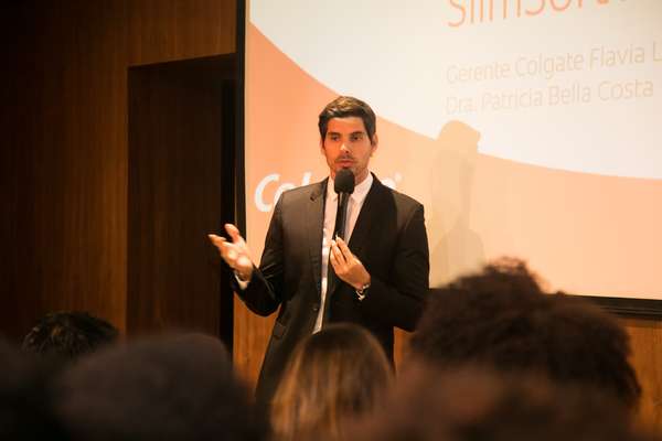 Dr. Luis Calicchio do Ateliê Oral falou sobre a parceria que quer distribuir sorrisos pelo Brasil.