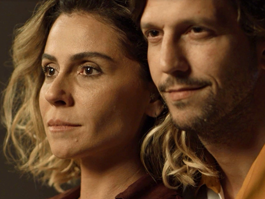 Novela "Segundo Sol": Remy (Vladimir Brichta) se junta à Laureta (Adriana Esteves) e Karola (Deborah Secco) para acabar com Luzia (Giovanna Antonelli)