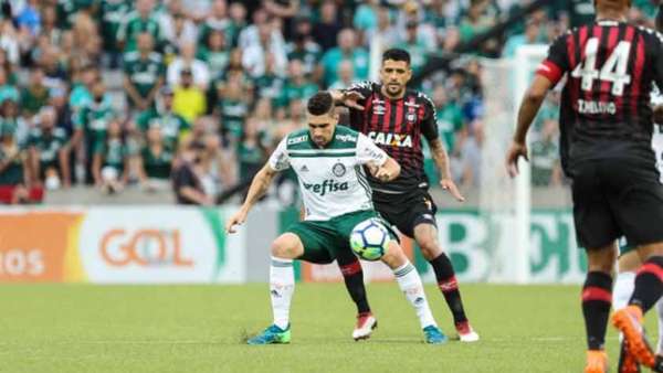 Resultado de imagem para palmeiras x atletico pr