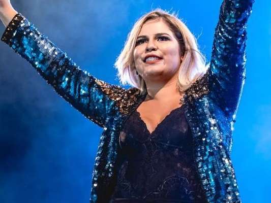 Marília Mendonça rebateu crítica de uma seguidora após mostrar a compra de um carro no Twitter