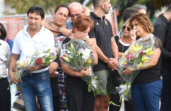 Desabamento da Ponte Morandi, em Gênova, completa um mês