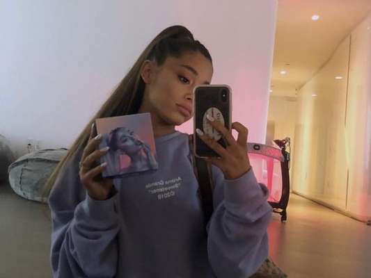 Após um tempo afastada da mídia, Ariana Grande divulga trecho de sua nova música