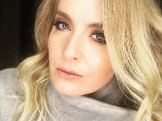 Angélica falou sobre sua intimidade em entrevista ao canal de Giovanna Ewbank, no YouTube
