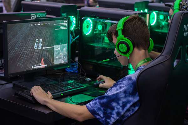 Na Brasil Game Show (BGS) 2018, os gamers de todo o País jogam e testam todos os tipos de jogos, em todos os tipos de plataforma diferentes