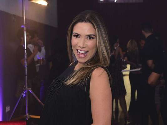 Patricia Abravanel explica gravidez planejada: 'Até dezembro, se não ia desistir'