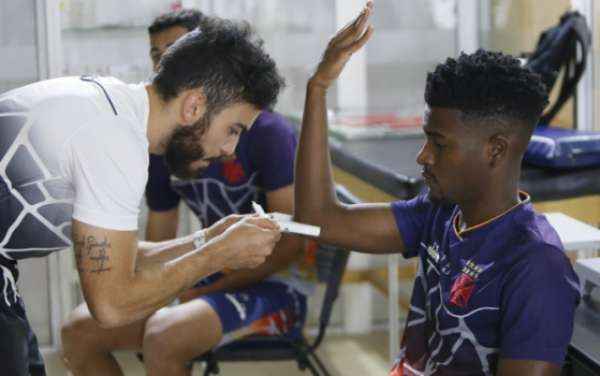 Sub-20 do Vasco segue preparação visando a Copa RS. Confira a seguir outras imagens na galeria especial do LANCE!