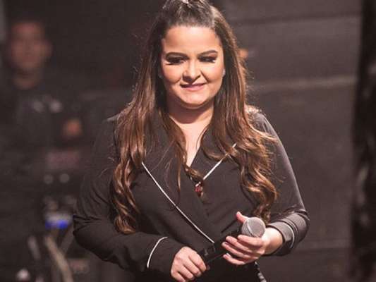 Maiara, atualmente com 65 kg, planeja fazer lipoaspiração em 2019