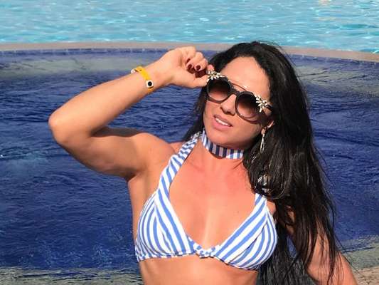 Graciele Lacerda mostrou evolução do corpo ao compartilhar fotos antigas em sua conta de Instagram: 'Hoje está na melhor fase'