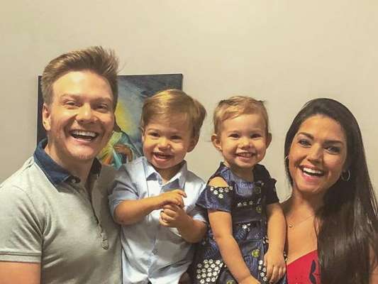 Thaís Fersoza mostrou em seu canal o novo quarto de seu filho mais novo com o cantor Michel Teló, Teodoro. Confira o vídeo abaixo