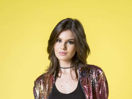 Camila Queiroz será Vanessa em "Verão 90"