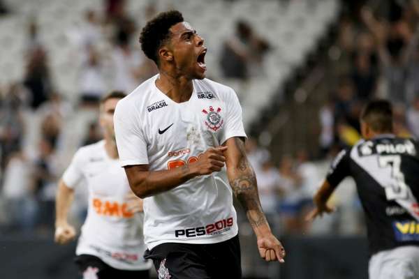 Nenê alfineta a defesa do Vasco na Florida Cup: 'Precisamos acertar um  pouco mais' - Jornal O Globo