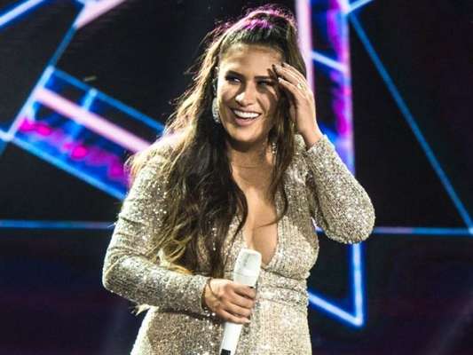 Simaria revela paixão inusitada de Simone: 'Gasta o dinheiro todinho em reforma'