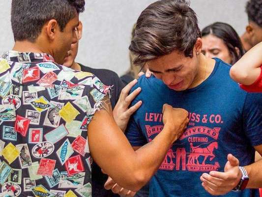 Por religião, Thomaz Costa escolhe sexo após casamento: 'Renúncias são feitas!'