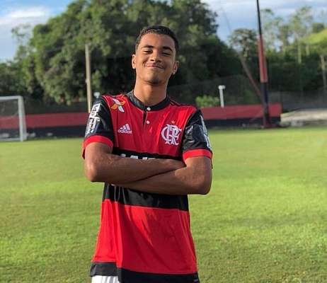 Vítimas da tragédia no Ninho do Urubu, CT do Flamengo - Arthur Vinícius de Freitas, 14 anos - Zagueiro. Faria aniversário neste sábado, 9. De Volta Redonda (RJ), havia sido recém-promovido à equipe Sub-17 do time.