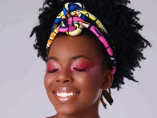 Make rosa no Carnaval? Temos! Aprenda um passo a passo com fotos!