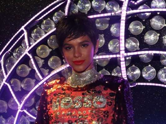 Bruna Marquezine teve crise de choro ao esbarrar com Neymar em camarote da Sapucaí, diz o colunista Leo Dias, do jornal 'O Dia', nesta quarta-feira, 6 de março de 2019