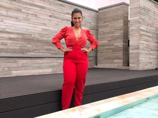 Simone, da dupla com Simaria, falou sobre a dificuldade para emagrecer