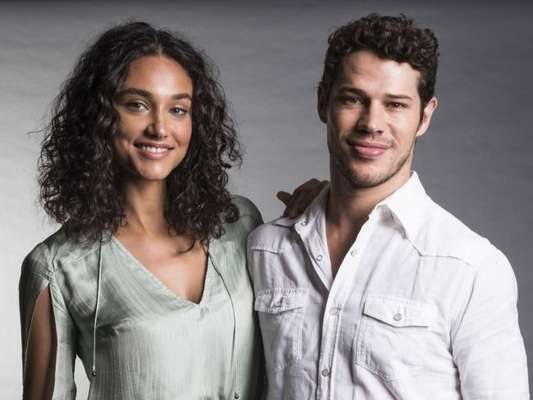 José Loreto e Débora Nascimento passaram o fim de semana juntos em uma pousada na Região Serrana do Rio de Janeiro