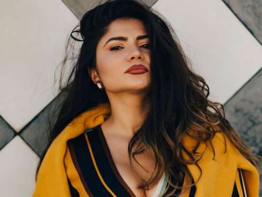 Outono esse ano é colorido e nós te provamos: veja fotos de looks