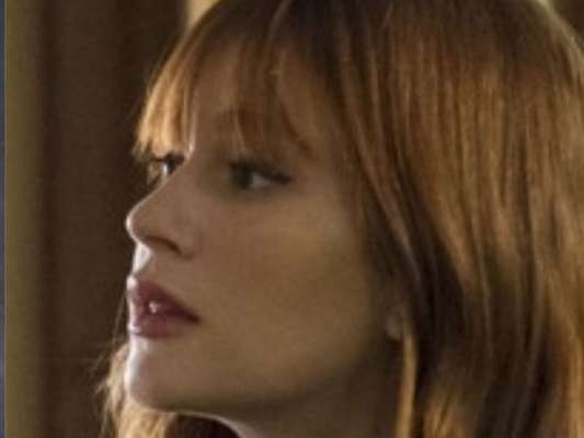 Na novela 'O Sétimo Guardião', Luz (Marina Ruy Barbosa) é filha de Ondina (Ana Beatriz Nogueira)