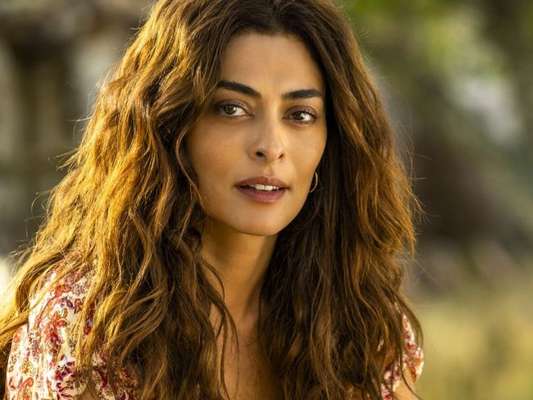 Juliana Paes explica sobrancelha 'selvagem' e unha por fazer em vídeo nesta quarta-feira, dia 17 de abril de 2019