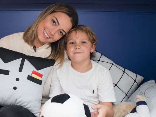 Carol Dantas se posiciona após questionamento sobre babá de Davi Lucca em foto postada nesta quinta-feira, dia 18 de abril de 2019