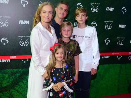 Luciano Huck, Angélica e os filhos estão curtindo férias nos Estados Unidos