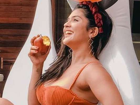 Mileide Mihaile exibe curvas em foto de biquíni no Instagram