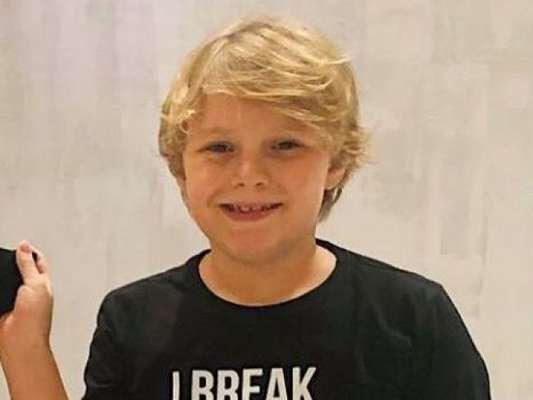 Filho de Neymar, Davi Lucca chamou atenção em foto com mãe, Carol Dantas, nesta quarta-feira, 8 de maio de 2019