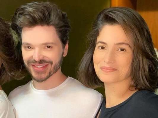 O hairstylist Tiago Parente deu dicas para manter a saúde do cabelo durante as próximas estações, o outono e o inverno.