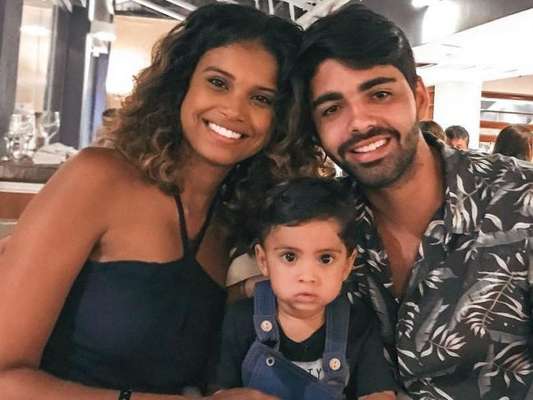 Filho de Aline Dias e Rafael Cupello impressionou por semelhança com o pai nesta terça-feira, 11 de junho de 2019