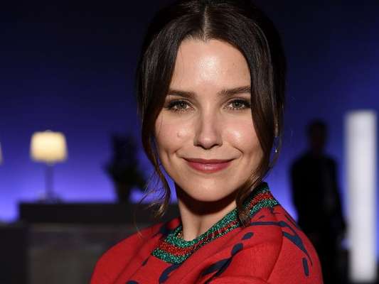 Sophia Bush entra em "Jane the Virgin" como Julie