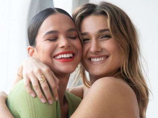 Bruna Marquezine planeja lançar coleção com Sasha Meneghel