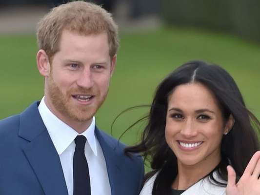 Príncipe Harry deu 'puxão de orelha' em Meghan Markle durante evento de aniversário da avó dele