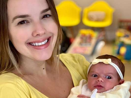 Thaeme Mariôto mostra encontro da filha com o primo neste domingo, dia 16 de junho de 2019