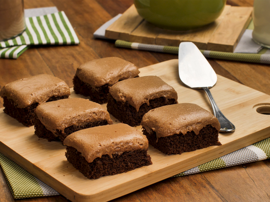 Bolo mousse de chocolate fácil
