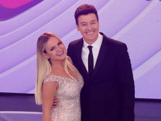 Eliana dá 'bronca' em Rodrigo Faro após receber unfollow no Instagram