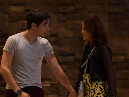 Na novela 'Topíssima', Jandira (Brenda Sabryna) morre ao se submeter a um aborto em clínica clandestina convencida por Vitor (Vitor Novello) a partir do capítulo de segunda-feira, 8 de julho de 2019