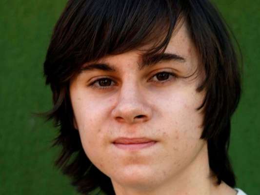 Rafael Miguel foi lembrado pela irmã e namorada nesta terça-feira, 9 de julho de 2019, quando completaria 23 anos. Data marca ainda um mês de sua morte. 'Festa no céu. Aqui ainda dói para nós', disse Isabela Tibcherani