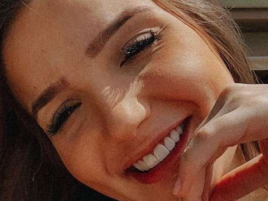 'Menina Fantasma' do SBT, Anna Livya Padilha nega fazer dieta, mas admite ao Purepeople 'Era muito descontrolada em comida'