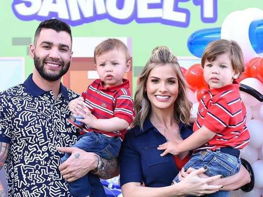 Gusttavo Lima arrancou sorriso do filho caçula, Samuel, em aniversário: 'Lindeza'